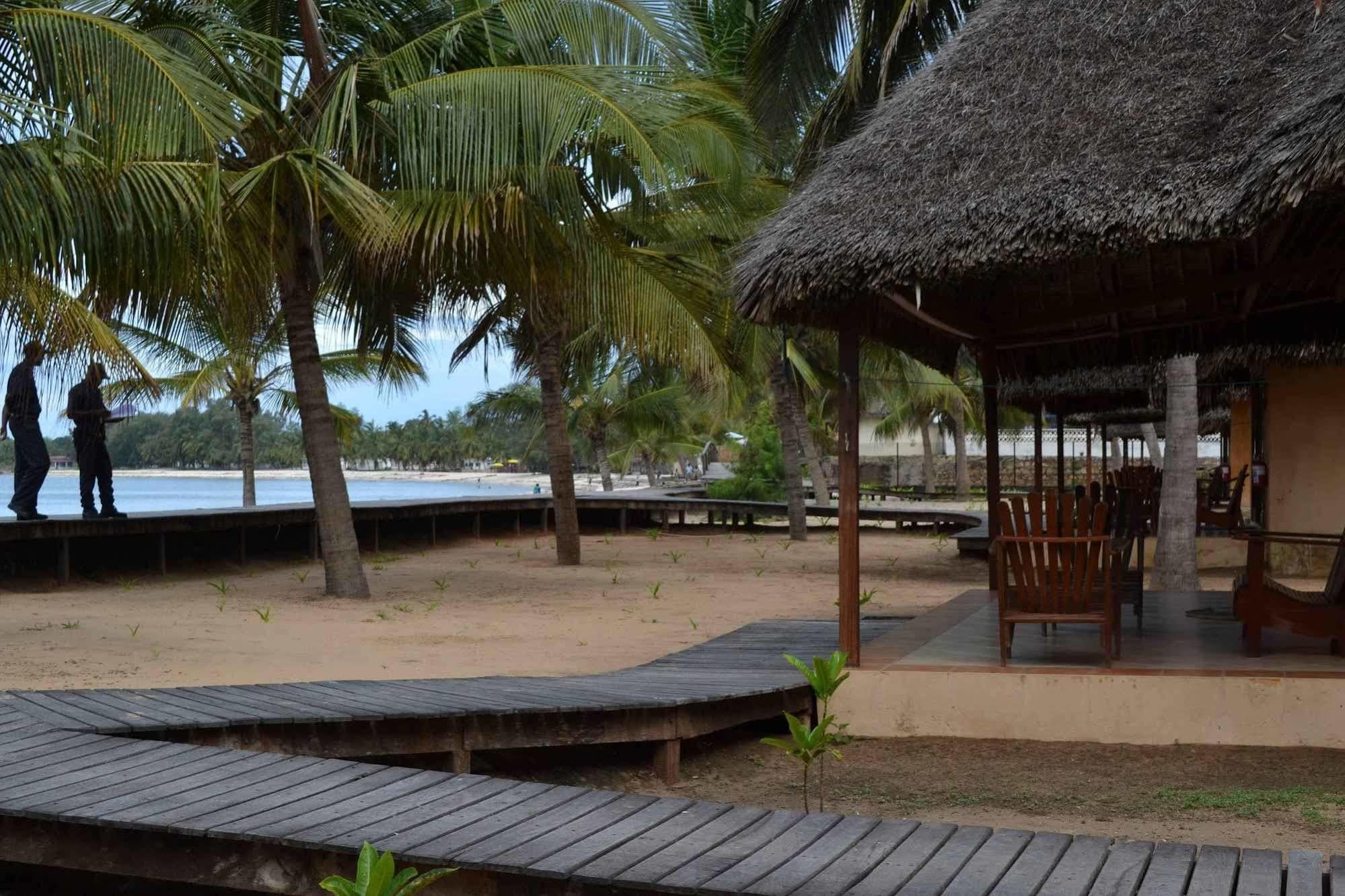 Hotel The Nautilus Pemba Exterior foto
